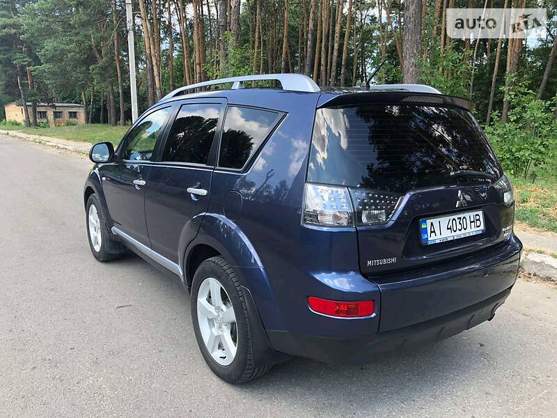 Позашляховик / Кросовер Mitsubishi Outlander XL 2007 в Боярці