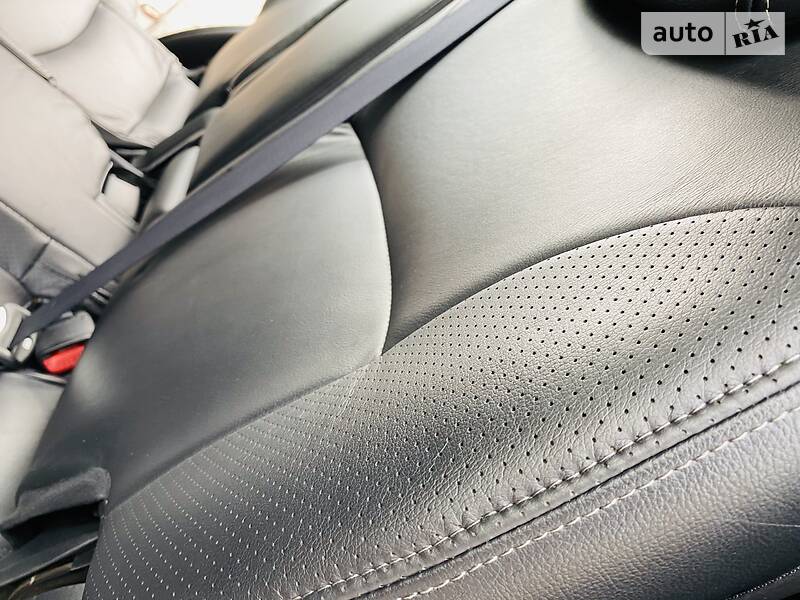 Позашляховик / Кросовер Mitsubishi Outlander XL 2008 в Кам'янському