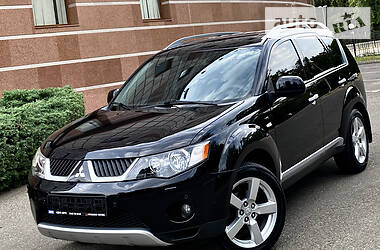 Mitsubishi Outlander XL 2009