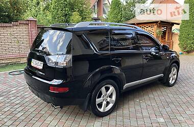 Внедорожник / Кроссовер Mitsubishi Outlander XL 2007 в Черновцах