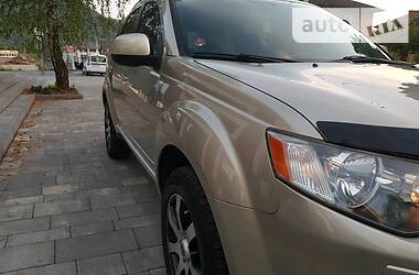 Универсал Mitsubishi Outlander XL 2007 в Тячеве