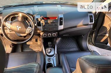 Внедорожник / Кроссовер Mitsubishi Outlander XL 2008 в 