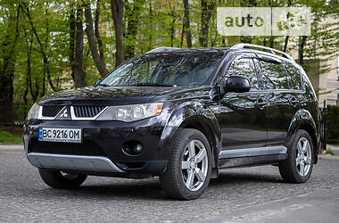 Внедорожник / Кроссовер Mitsubishi Outlander XL 2007 в 