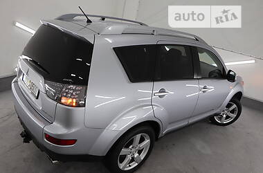 Позашляховик / Кросовер Mitsubishi Outlander XL 2009 в Трускавці