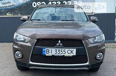 Внедорожник / Кроссовер Mitsubishi Outlander XL 2011 в Полтаве