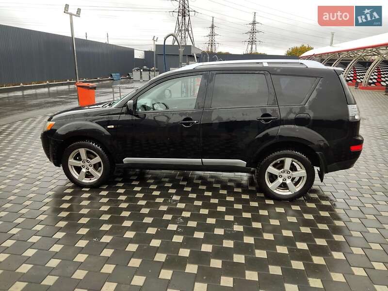 Внедорожник / Кроссовер Mitsubishi Outlander XL 2007 в Харькове