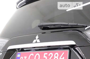 Внедорожник / Кроссовер Mitsubishi Outlander XL 2010 в Трускавце