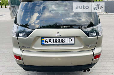 Внедорожник / Кроссовер Mitsubishi Outlander XL 2008 в Киеве