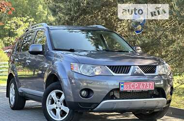 Позашляховик / Кросовер Mitsubishi Outlander XL 2008 в Дрогобичі