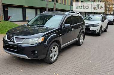 Mitsubishi Outlander XL 2008