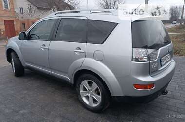 Позашляховик / Кросовер Mitsubishi Outlander XL 2007 в Бердичеві