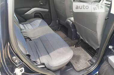 Внедорожник / Кроссовер Mitsubishi Outlander XL 2011 в Львове