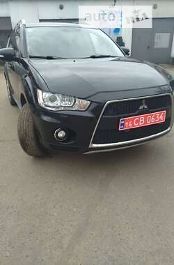 Позашляховик / Кросовер Mitsubishi Outlander XL 2010 в Львові