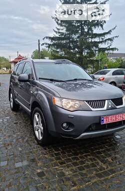 Внедорожник / Кроссовер Mitsubishi Outlander XL 2007 в Золочеве