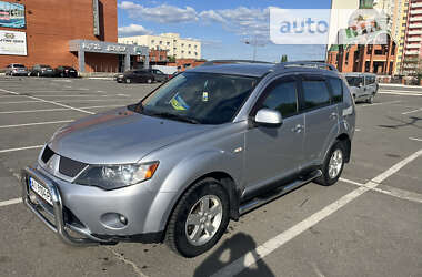 Внедорожник / Кроссовер Mitsubishi Outlander XL 2008 в Броварах