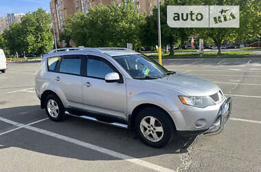 Mitsubishi Outlander XL 2008