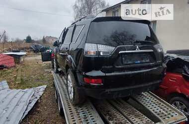 Внедорожник / Кроссовер Mitsubishi Outlander XL 2010 в Львове