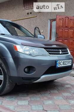 Внедорожник / Кроссовер Mitsubishi Outlander XL 2007 в 