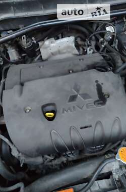 Внедорожник / Кроссовер Mitsubishi Outlander XL 2007 в 