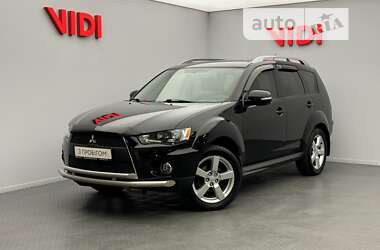 Mitsubishi Outlander XL 2010