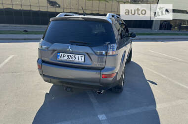 Позашляховик / Кросовер Mitsubishi Outlander XL 2007 в Запоріжжі