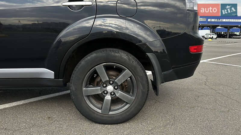 Внедорожник / Кроссовер Mitsubishi Outlander XL 2008 в Киеве