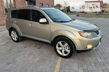 Mitsubishi Outlander XL 2008