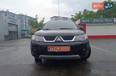 Позашляховик / Кросовер Mitsubishi Outlander XL 2009 в Луцьку