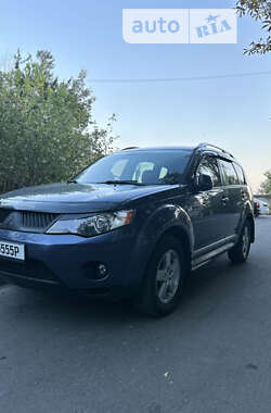 Mitsubishi Outlander XL 2009