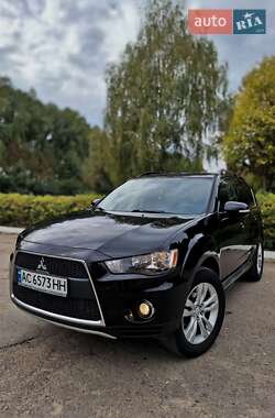 Mitsubishi Outlander XL 2010 Mitsubishi Outlander XL 2010