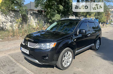 Позашляховик / Кросовер Mitsubishi Outlander XL 2008 в Києві