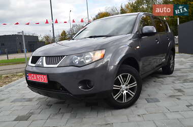 Внедорожник / Кроссовер Mitsubishi Outlander XL 2008 в Дрогобыче