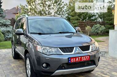 Позашляховик / Кросовер Mitsubishi Outlander XL 2009 в Вінниці