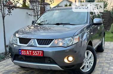 Позашляховик / Кросовер Mitsubishi Outlander XL 2009 в Вінниці