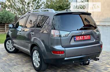 Позашляховик / Кросовер Mitsubishi Outlander XL 2009 в Вінниці