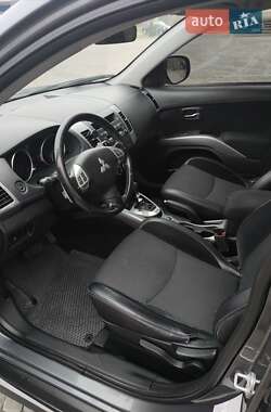 Внедорожник / Кроссовер Mitsubishi Outlander XL 2011 в Староконстантинове