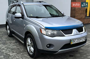 Позашляховик / Кросовер Mitsubishi Outlander XL 2008 в Ходореві