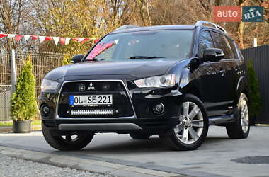 Позашляховик / Кросовер Mitsubishi Outlander XL 2011 в Дрогобичі