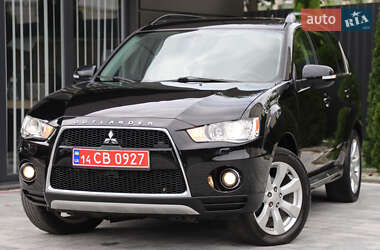 Внедорожник / Кроссовер Mitsubishi Outlander XL 2011 в Дрогобыче