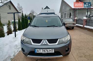 Позашляховик / Кросовер Mitsubishi Outlander XL 2007 в Рожнятові