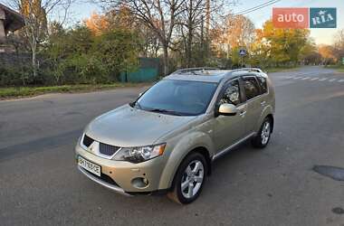 Внедорожник / Кроссовер Mitsubishi Outlander XL 2008 в Одессе