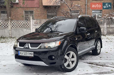 Внедорожник / Кроссовер Mitsubishi Outlander XL 2008 в Киеве