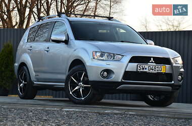 Позашляховик / Кросовер Mitsubishi Outlander XL 2011 в Дрогобичі