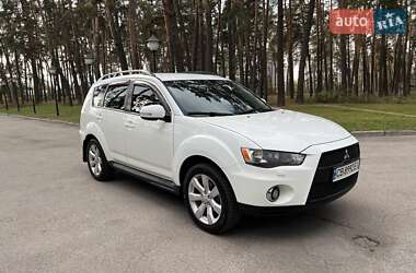 Mitsubishi Outlander XL 2011