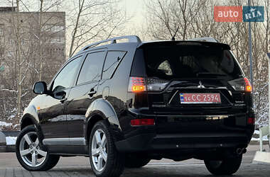 Позашляховик / Кросовер Mitsubishi Outlander XL 2008 в Дрогобичі