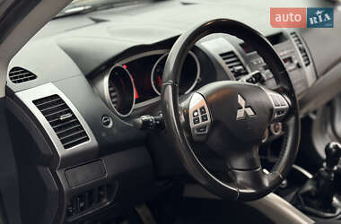 Позашляховик / Кросовер Mitsubishi Outlander XL 2007 в Коломиї