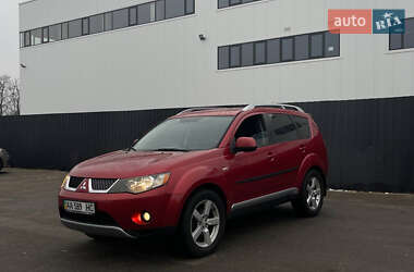 Позашляховик / Кросовер Mitsubishi Outlander XL 2008 в Києві