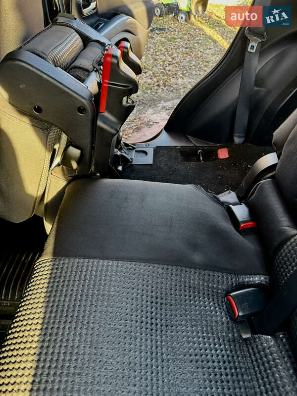 Внедорожник / Кроссовер Mitsubishi Outlander XL 2007 в Вишневце фото 26 Внедорожник / Кроссовер Mitsubishi Outlander XL 2007 в Вишневце