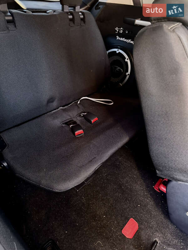 Внедорожник / Кроссовер Mitsubishi Outlander XL 2007 в Вишневце фото 33 Внедорожник / Кроссовер Mitsubishi Outlander XL 2007 в Вишневце