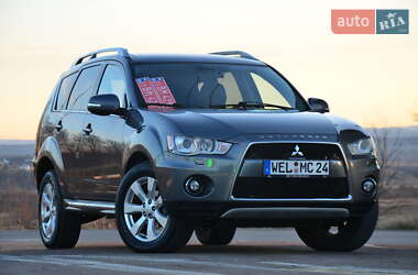 Позашляховик / Кросовер Mitsubishi Outlander XL 2010 в Стрию